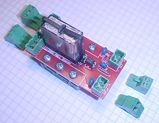 Charge Pump to Emergency Stop Module CP2ESTOP Module on a 1/4 inch grid